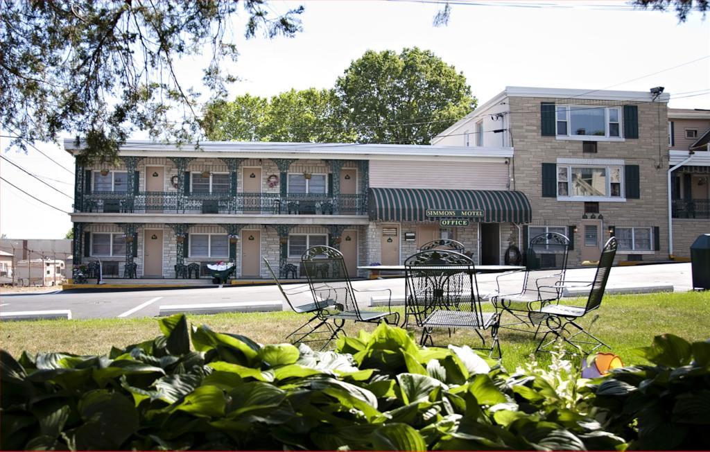 Simmons And Motel Hershey